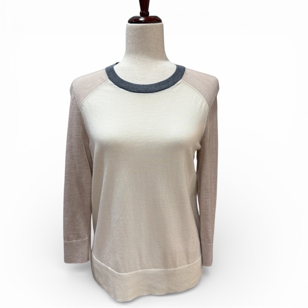 BANANA REPUBLIC Merino Wool Raglan Colorblock Sweater Cream Tan Gray Size M